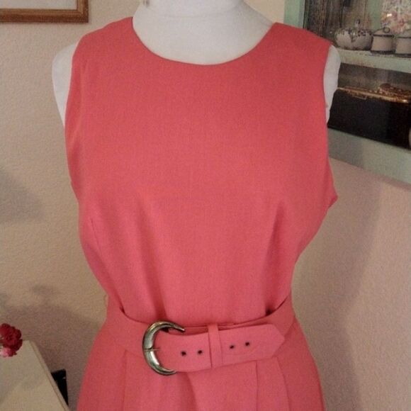 Positive Attitude Linen Blend Dress - Picture 2 of 9